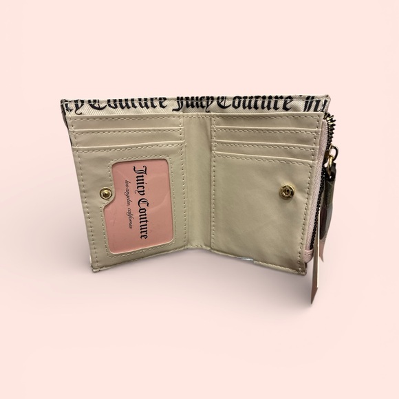 🚨🚨 NWT Juicy Couture Zip Card Wallet – Blush Pink Crest Logo - Picture 2 of 3